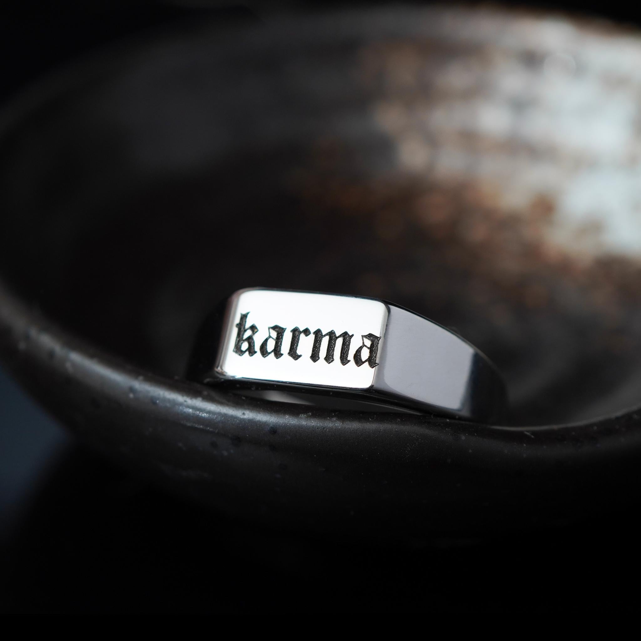 Bague Karma